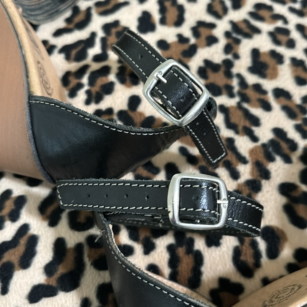 Black Leather Heeled Sandals - Picture 8 of 13